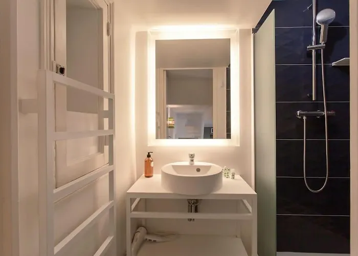 #8 Promenade 1min 2rooms/parking/terrace/wifi ניס