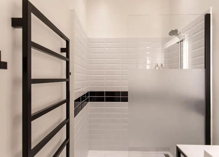 #8 Promenade 1min 2rooms/parking/terrace/wifi