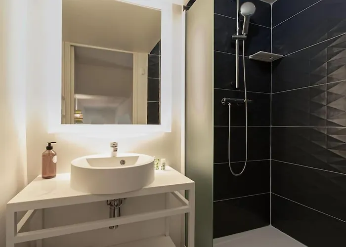 #8 Promenade 1min 2rooms/parking/terrace/wifi