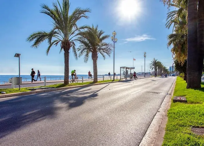 #8 Promenade 1min 2rooms/parking/terrace/wifi